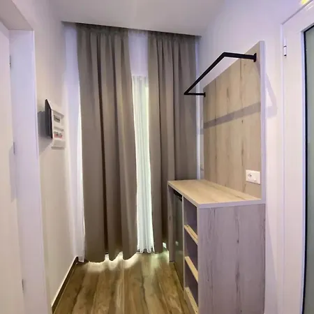 Sinani Apartment *